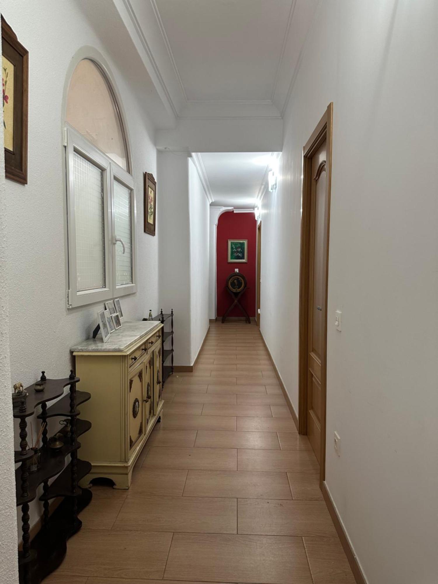 Mirador 2 Del Mercado Central - Habitacion Con Bano Privado En El Centro De La Ciudad Vella Valensiya Dış mekan fotoğraf