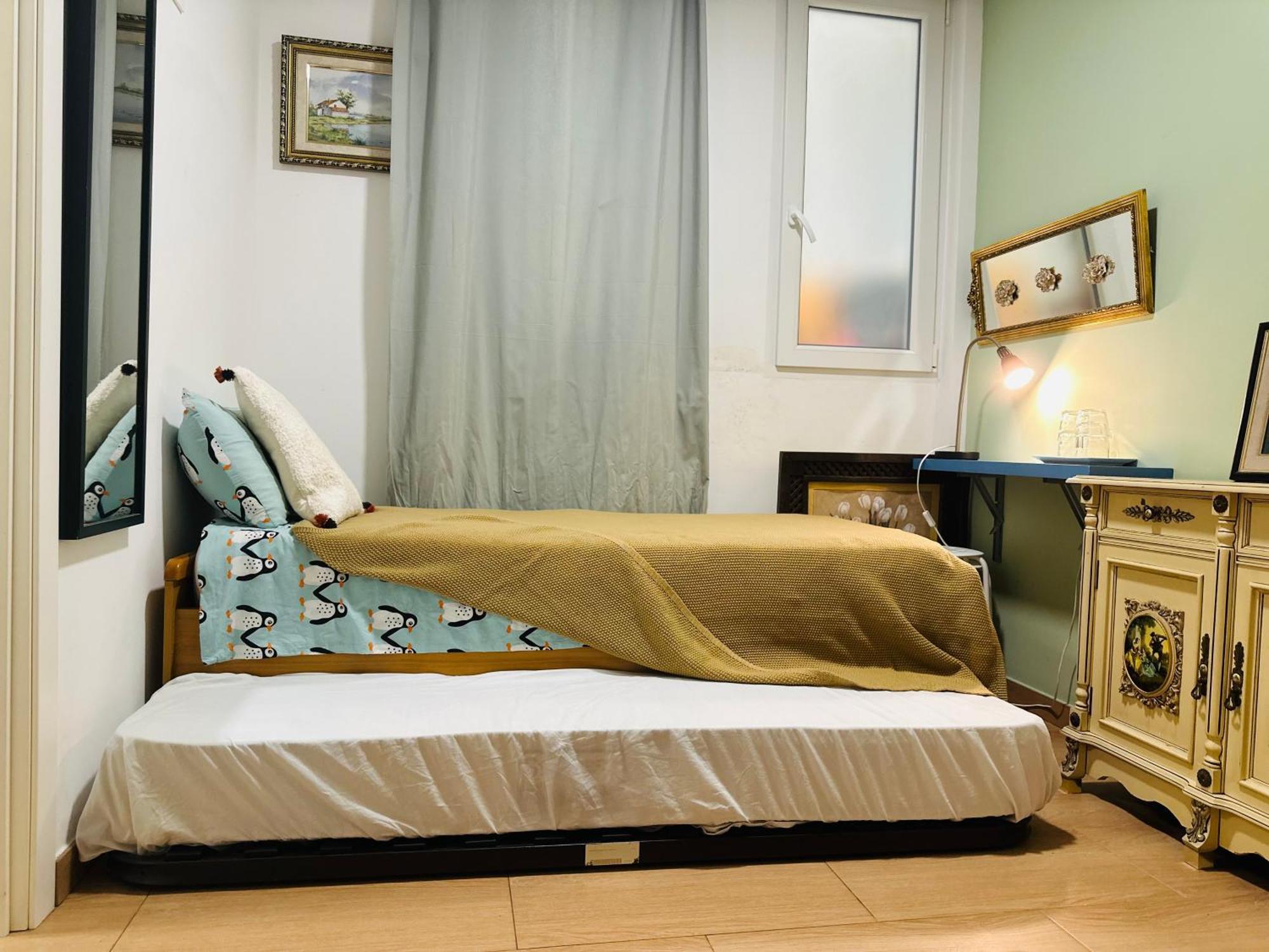 Mirador 2 Del Mercado Central - Habitacion Con Bano Privado En El Centro De La Ciudad Vella Valensiya Dış mekan fotoğraf