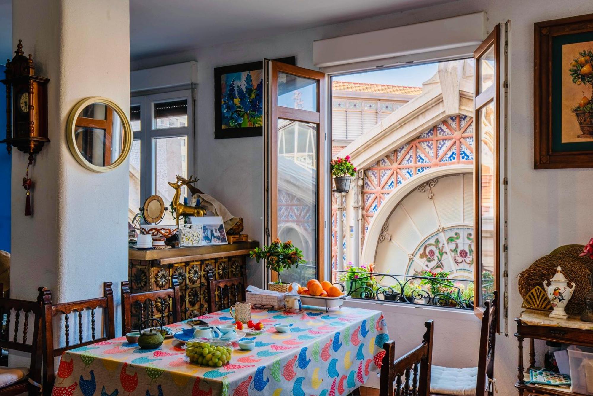 Mirador 2 Del Mercado Central - Habitacion Con Bano Privado En El Centro De La Ciudad Vella Valensiya Dış mekan fotoğraf